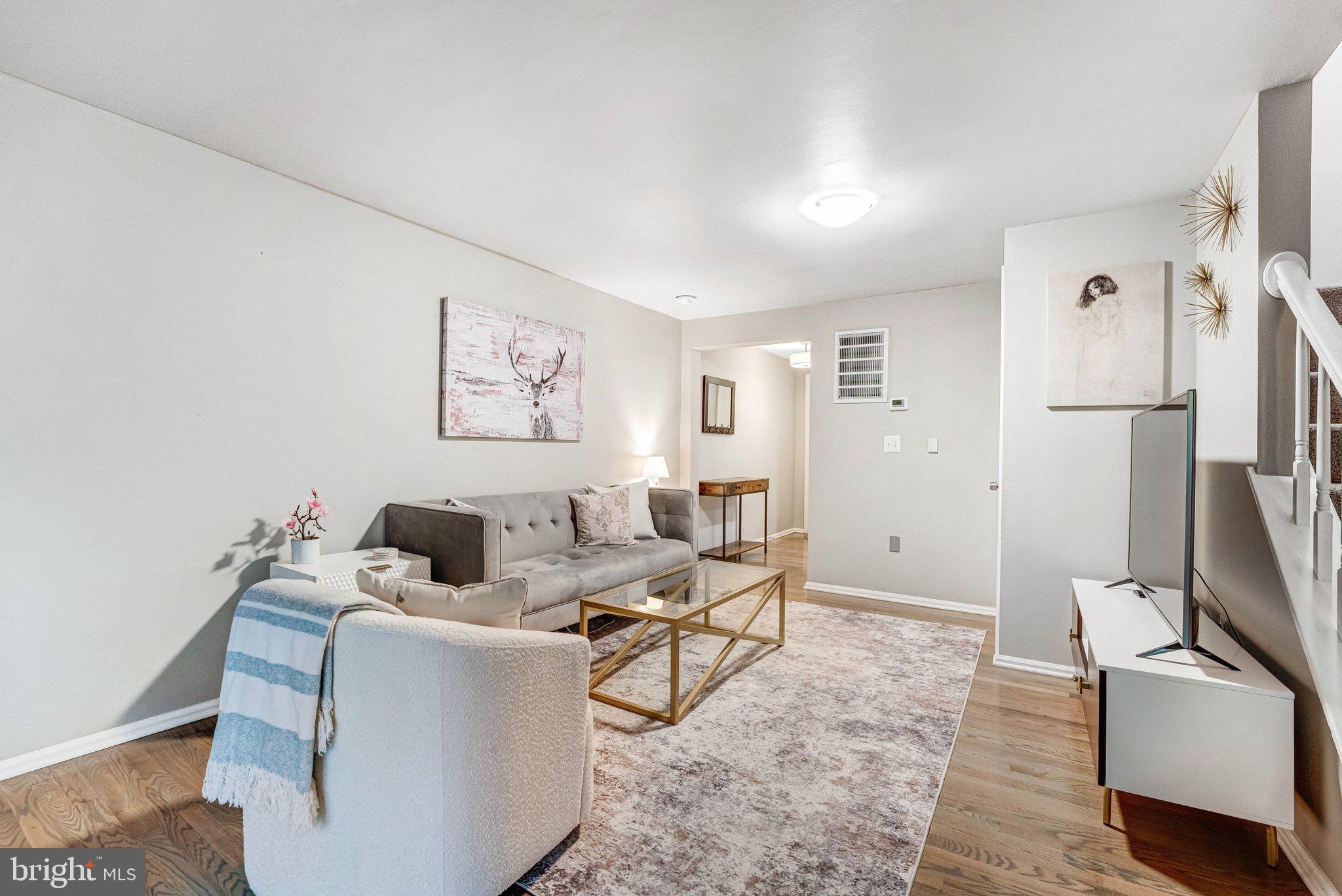 COUNTRYSIDE - Residential