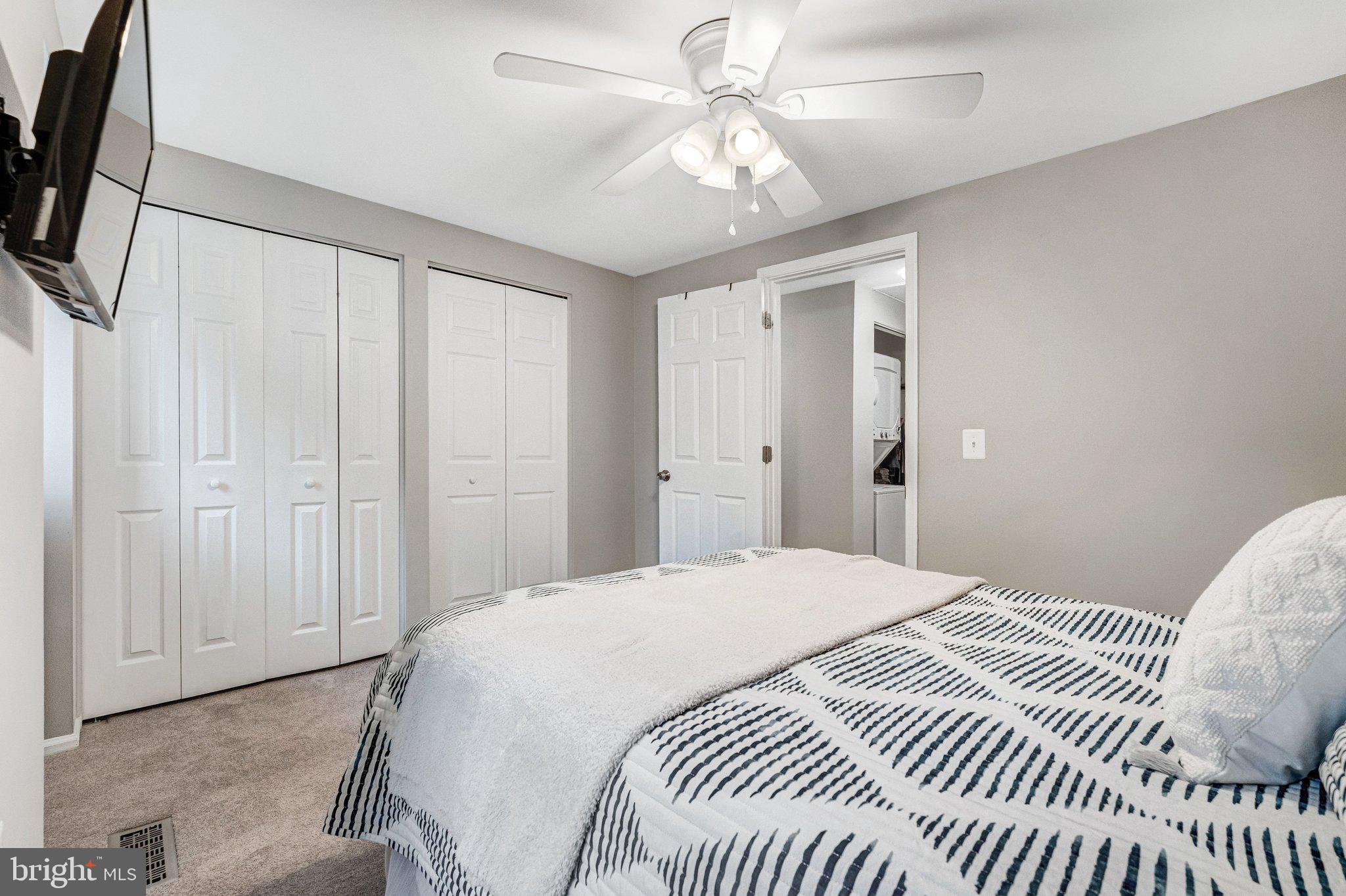 COUNTRYSIDE - Residential