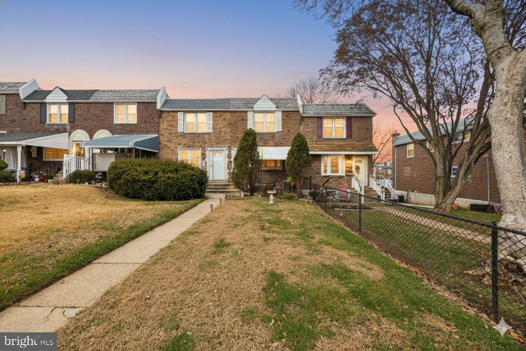 Photo of 5122 Whitehall Dr, CLIFTON HEIGHTS, PA 19018 (MLS # PADE2104642)