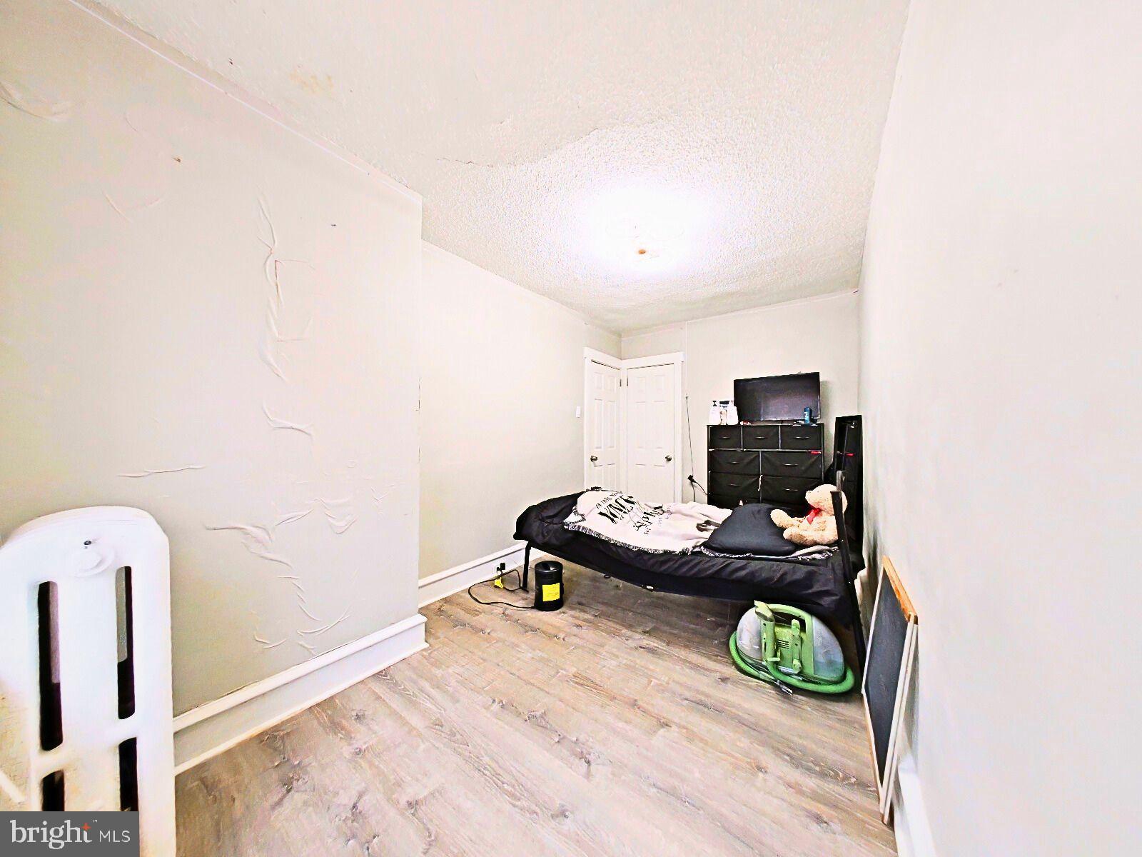 FRANKFORD - Residential