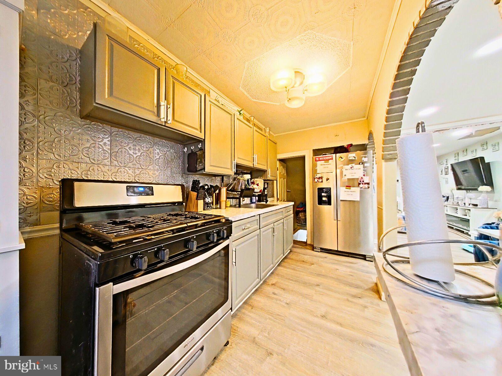 FRANKFORD - Residential