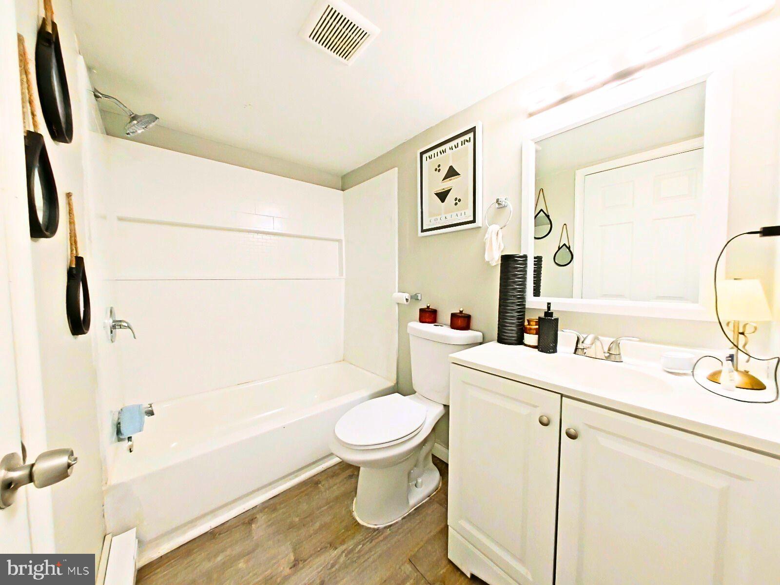 FRANKFORD - Residential