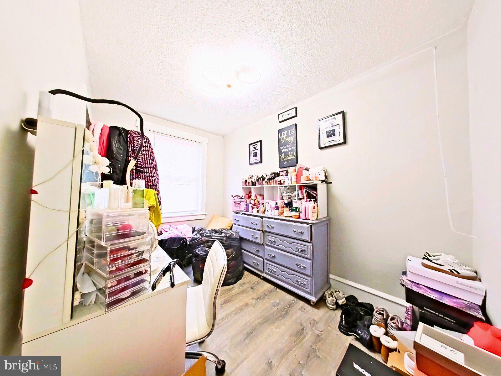 FRANKFORD - Residential