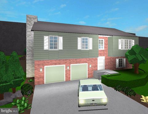 153 HEIGHTS AVENUE MARTINSBURG WV 25404