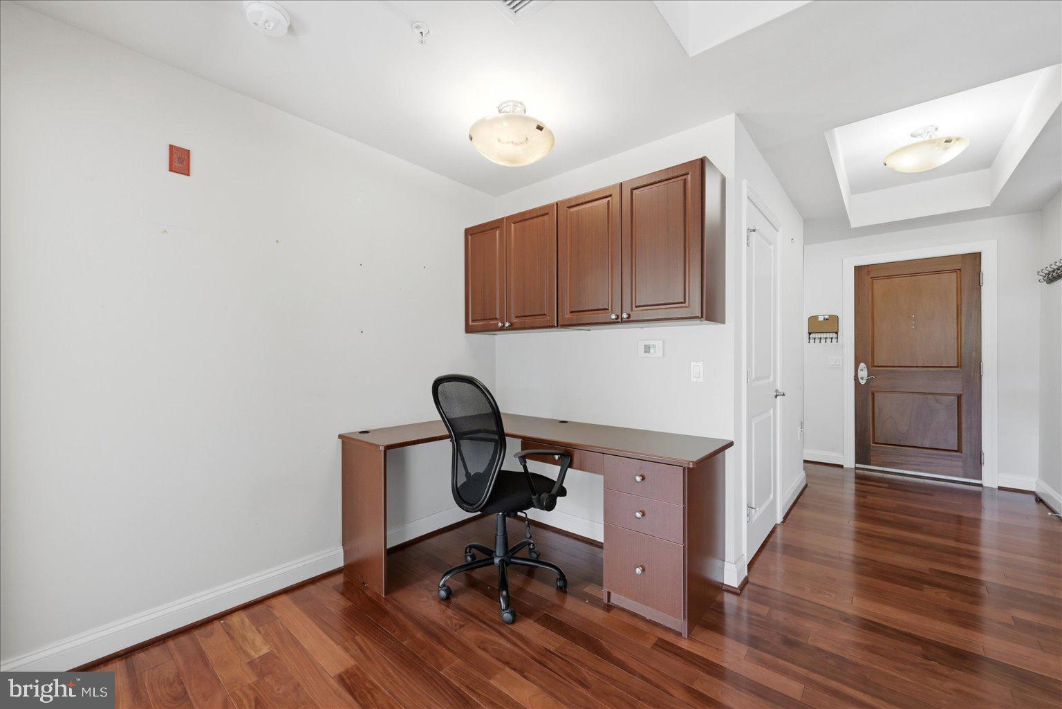 BYRON CONDOMINIUM - Residential