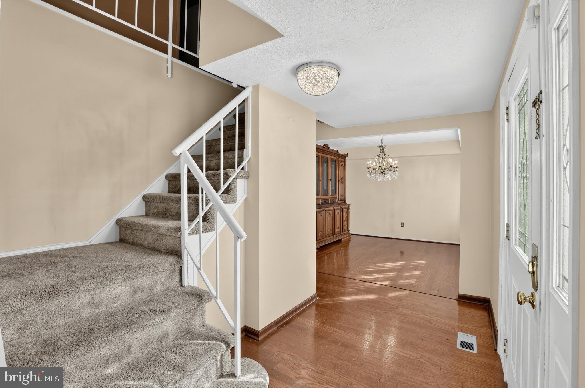 25 TRAYNOR LANE