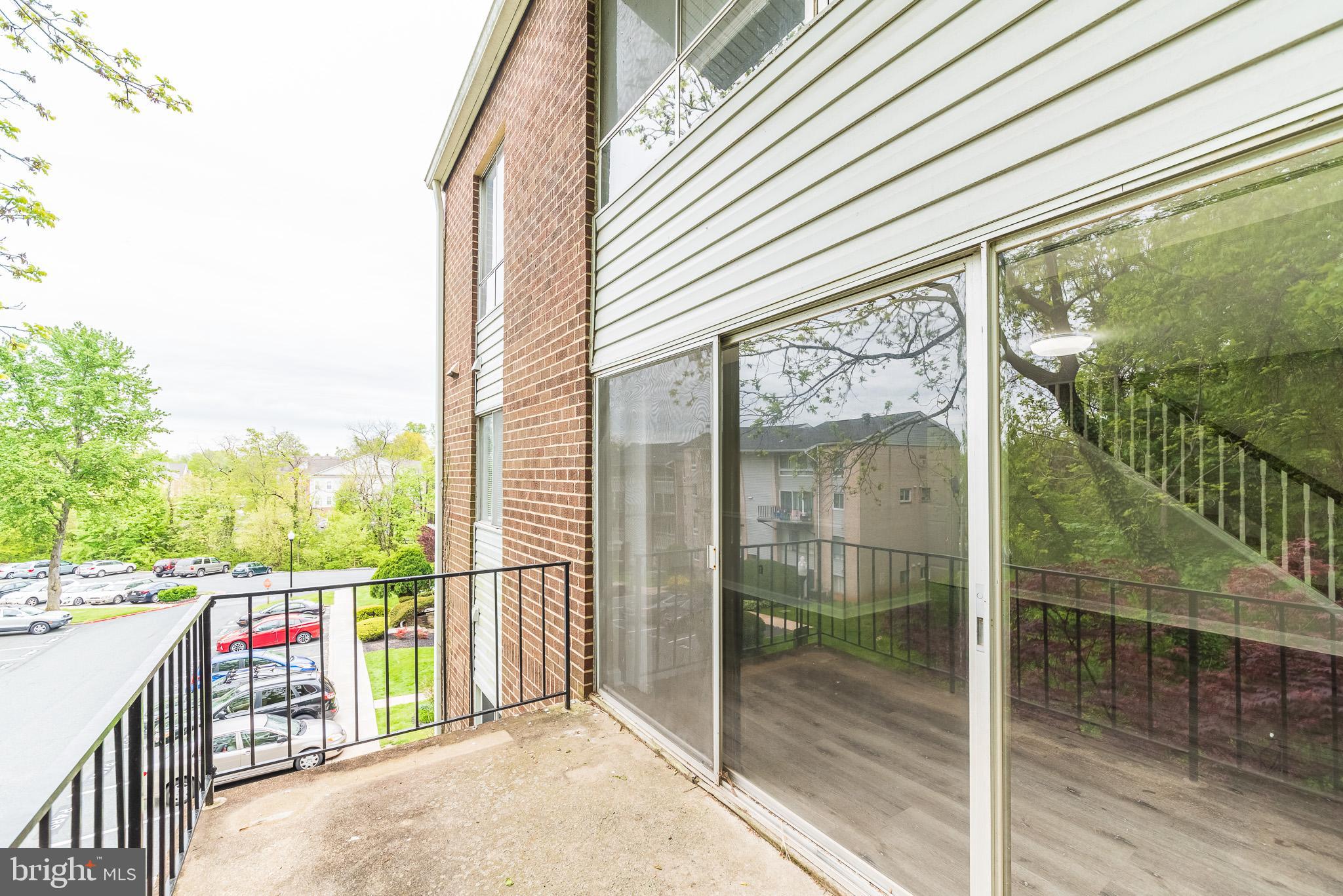 MOORES MILL MANOR - Residential