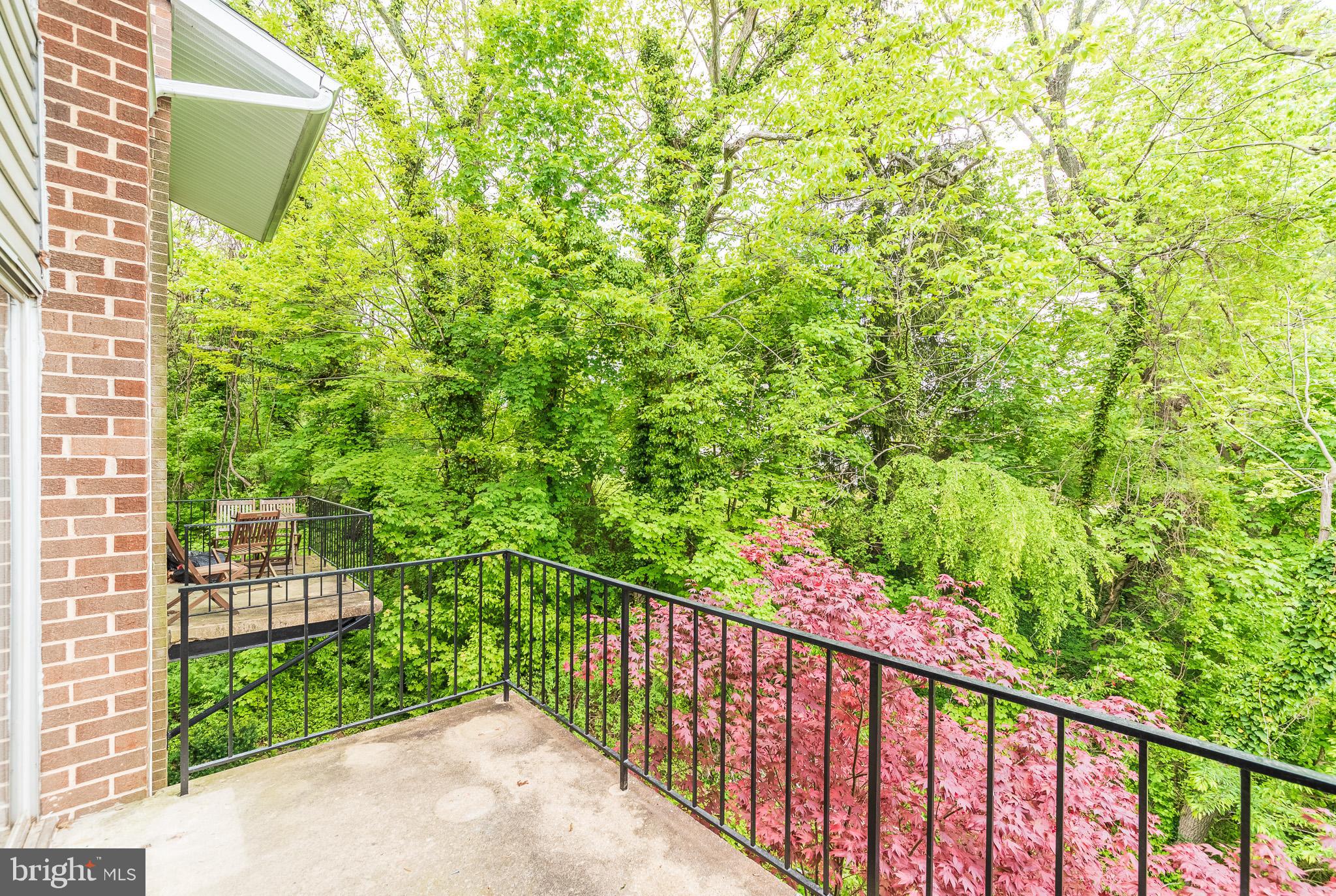 MOORES MILL MANOR - Residential