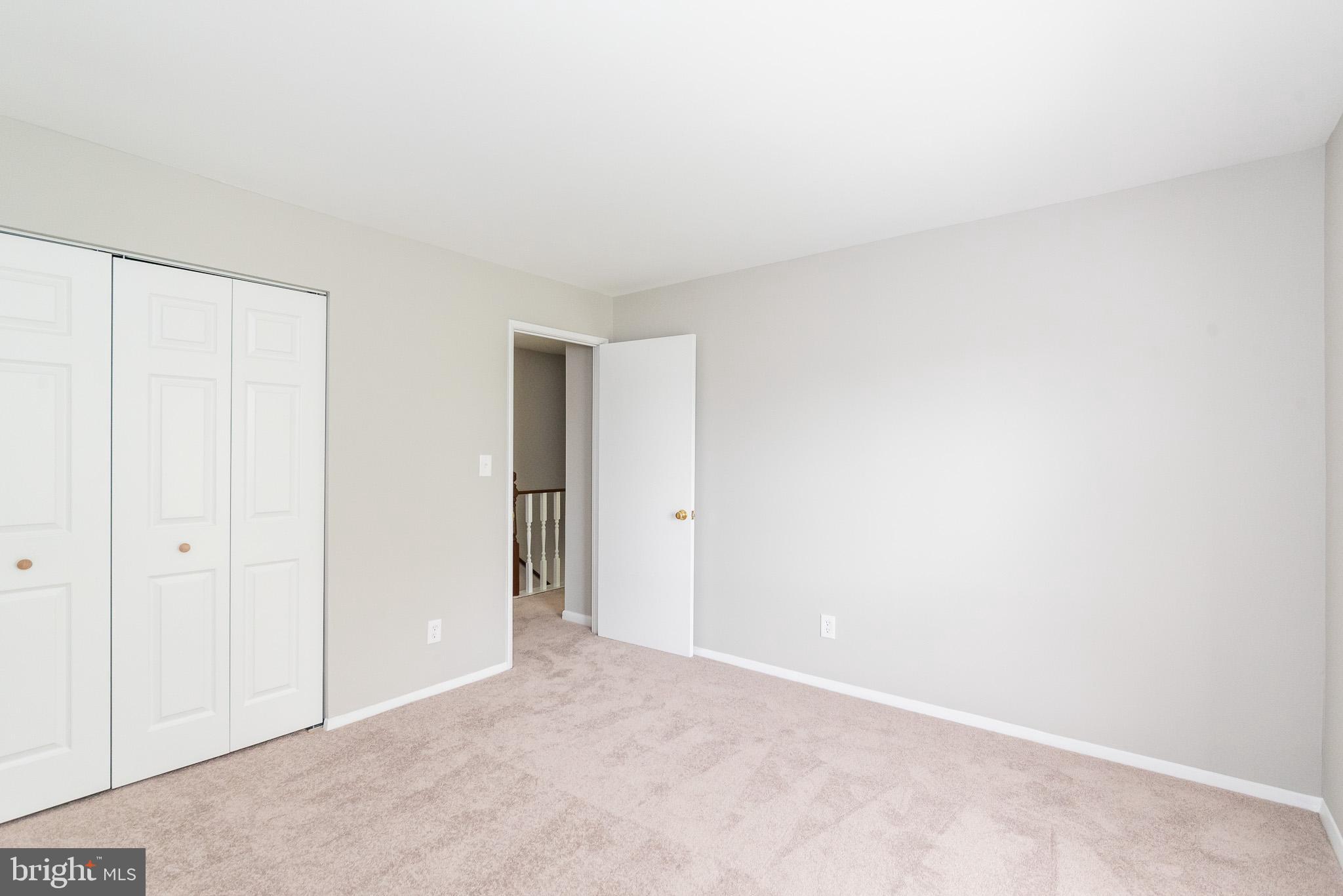 MOORES MILL MANOR - Residential