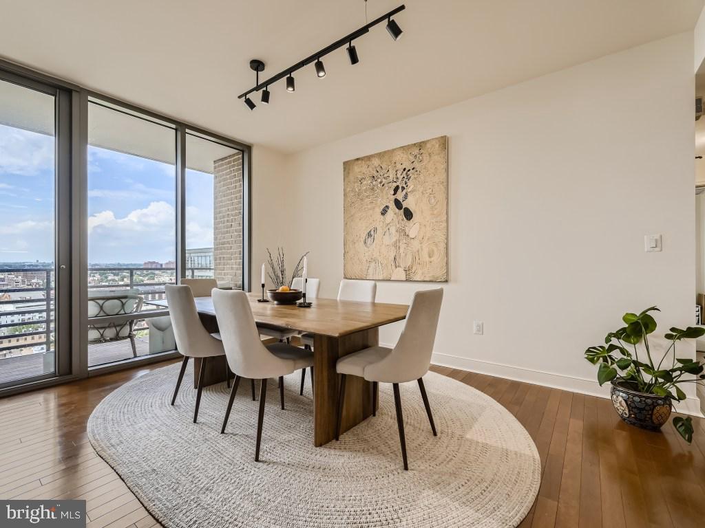 INNER HARBOR - Residential Lease