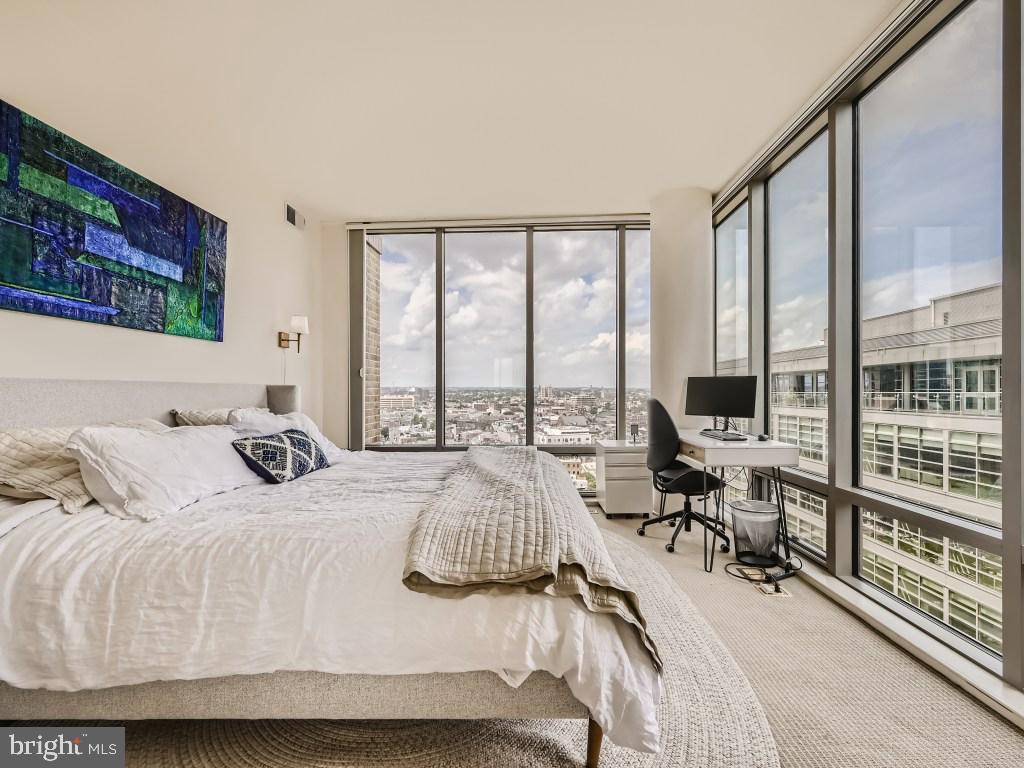 INNER HARBOR - Residential Lease