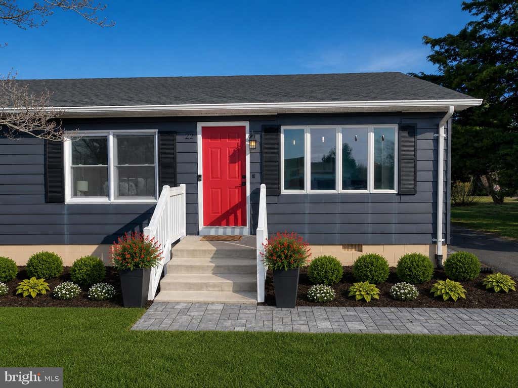 Photo of 22 Comanche Circle, MILLSBORO, DE 19966 (MLS # DESU2102130)