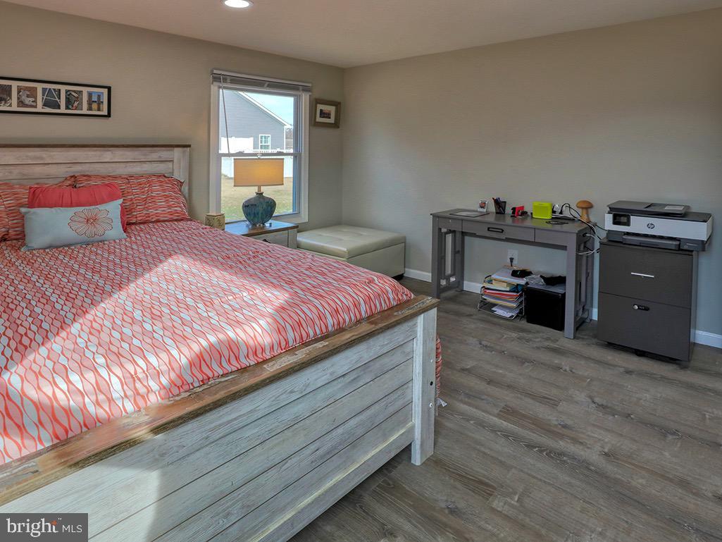 WARWICK PARK - Residential