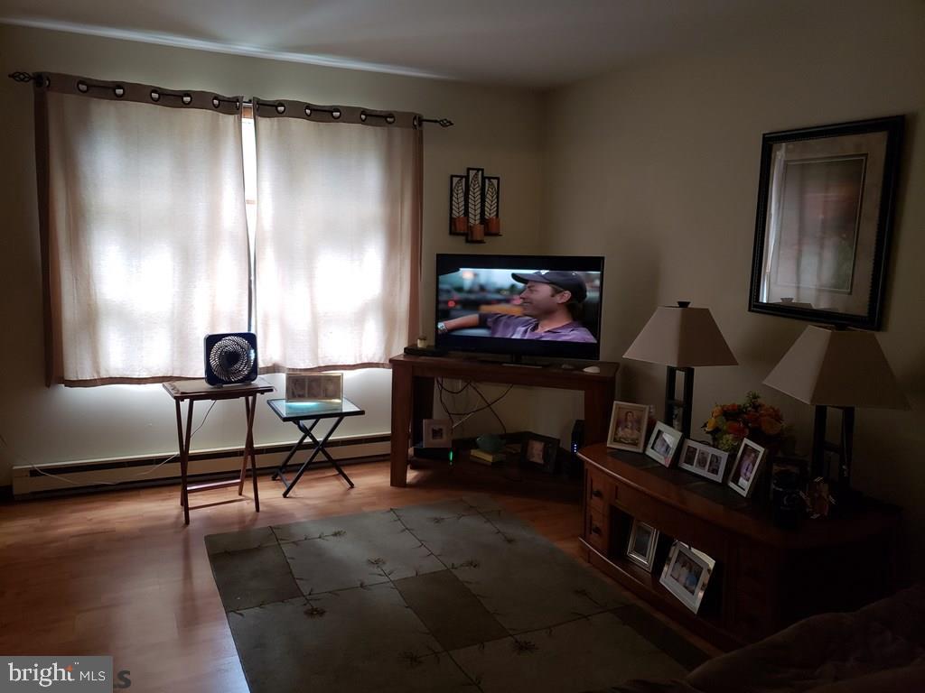 BREEZEWOOD FOREST - Residential