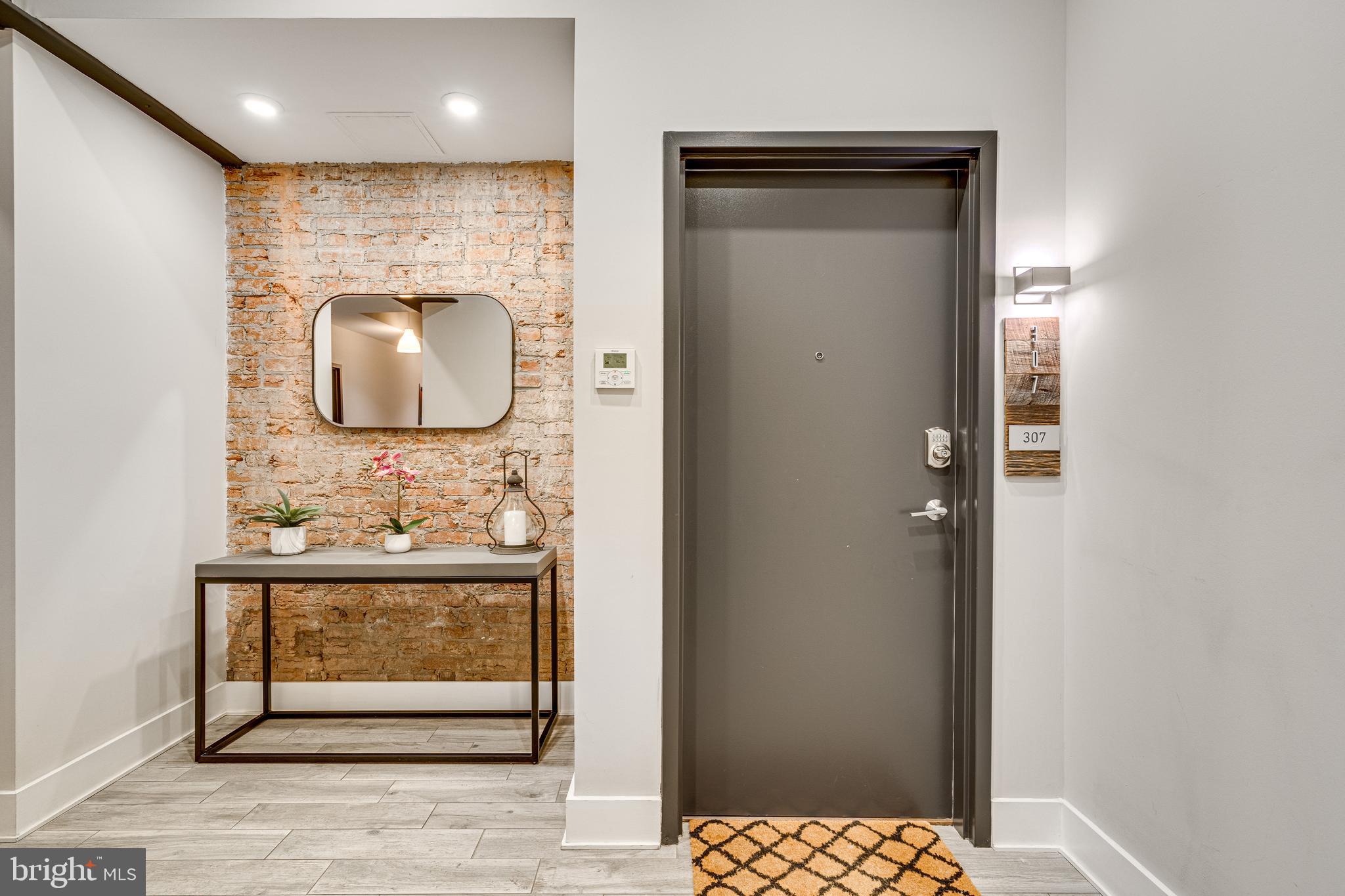 515 N WASHINGTON STREET 307