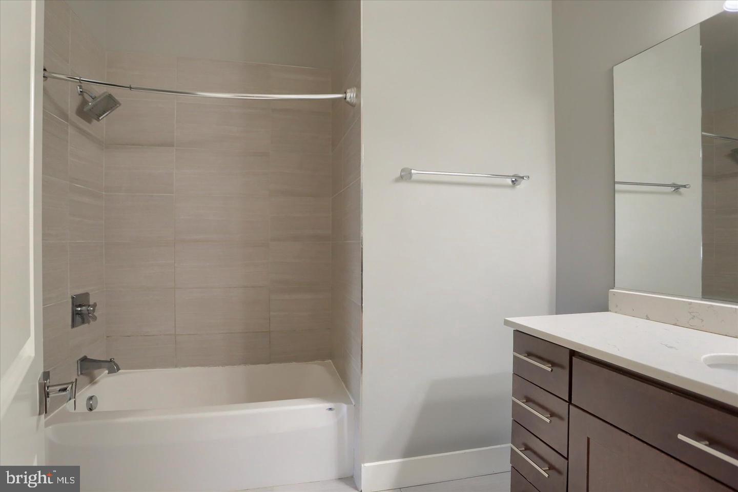 LUX - Residential Lease