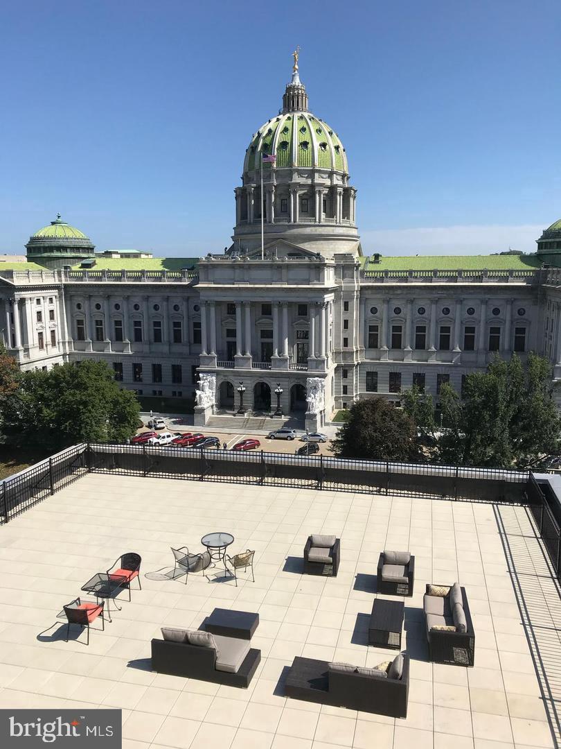 LUX - Residential Lease