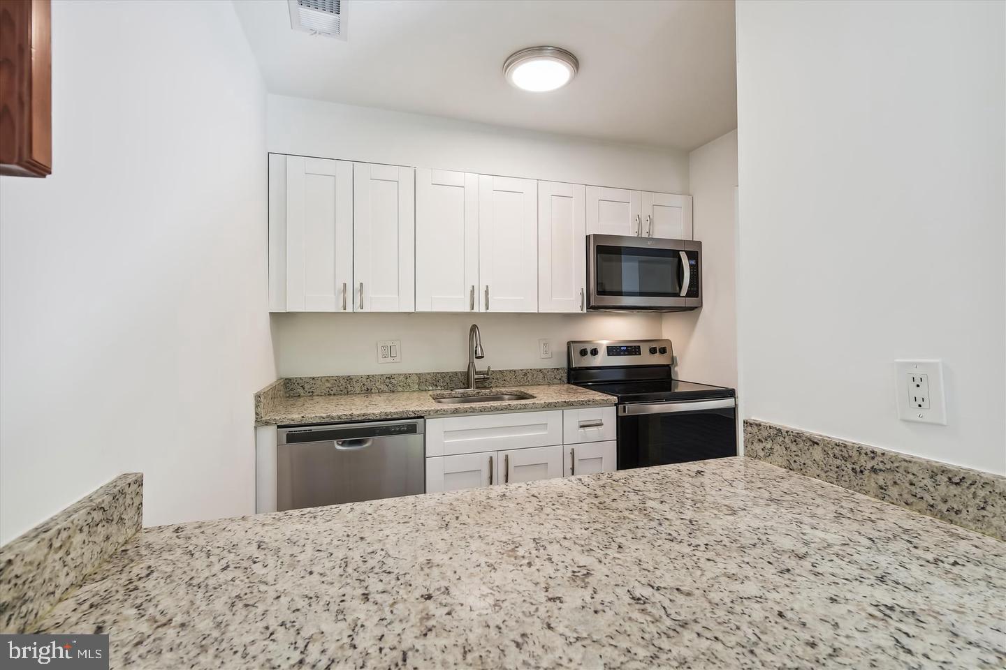 OTTERBEIN - Residential Lease