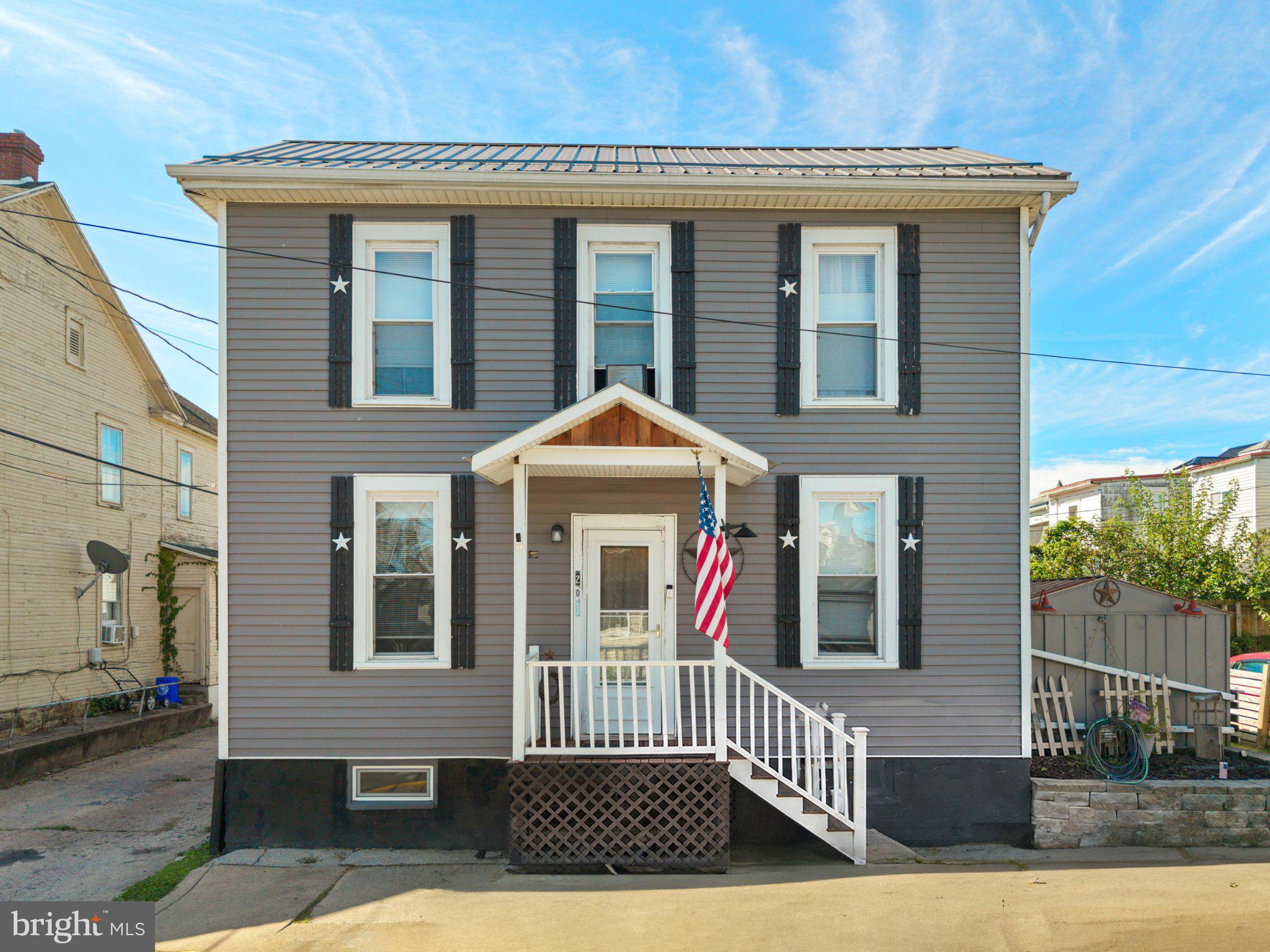 206 S SPRUCE STREET