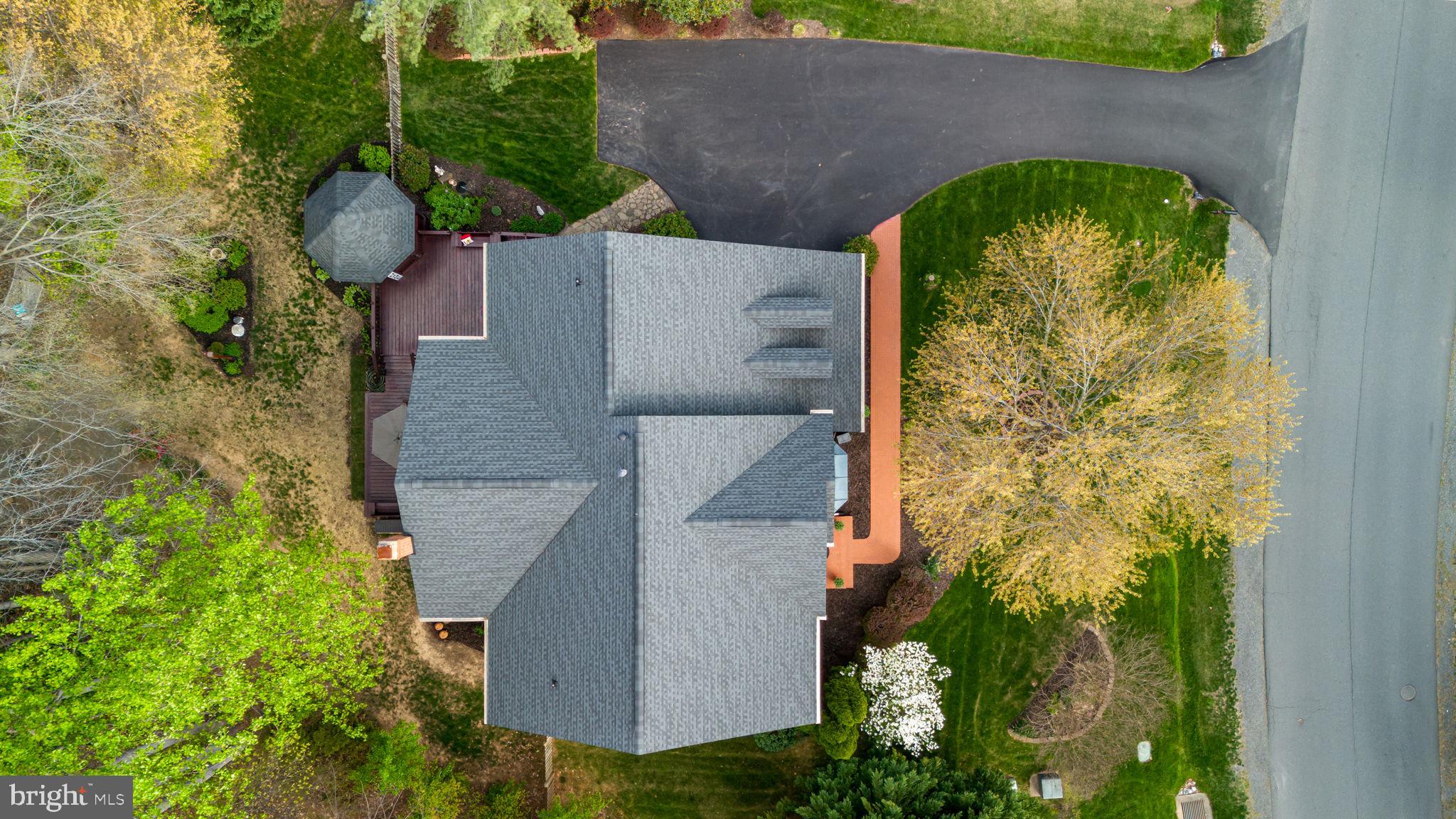 MEADOWBROOK WOODS - Residential