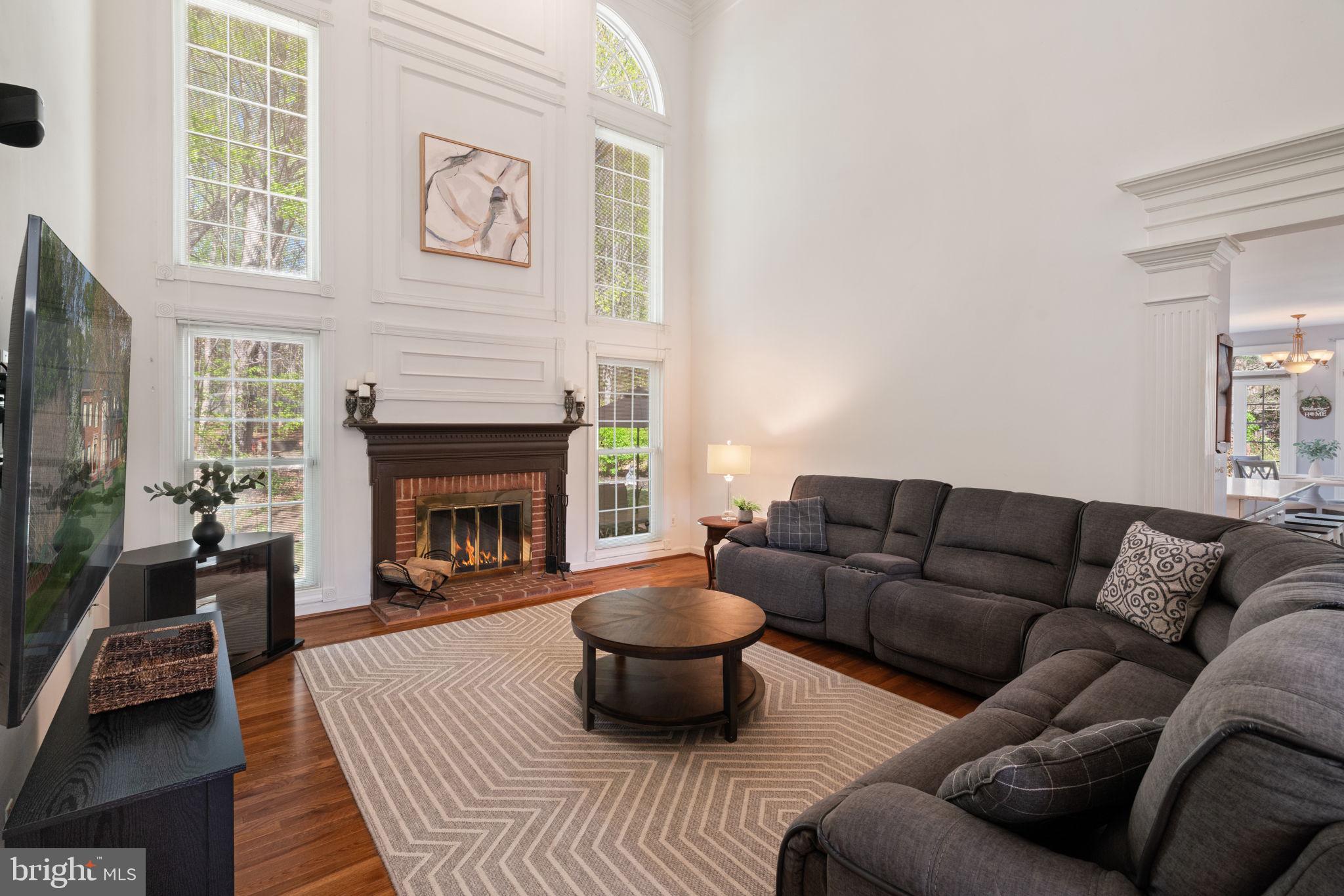 MEADOWBROOK WOODS - Residential