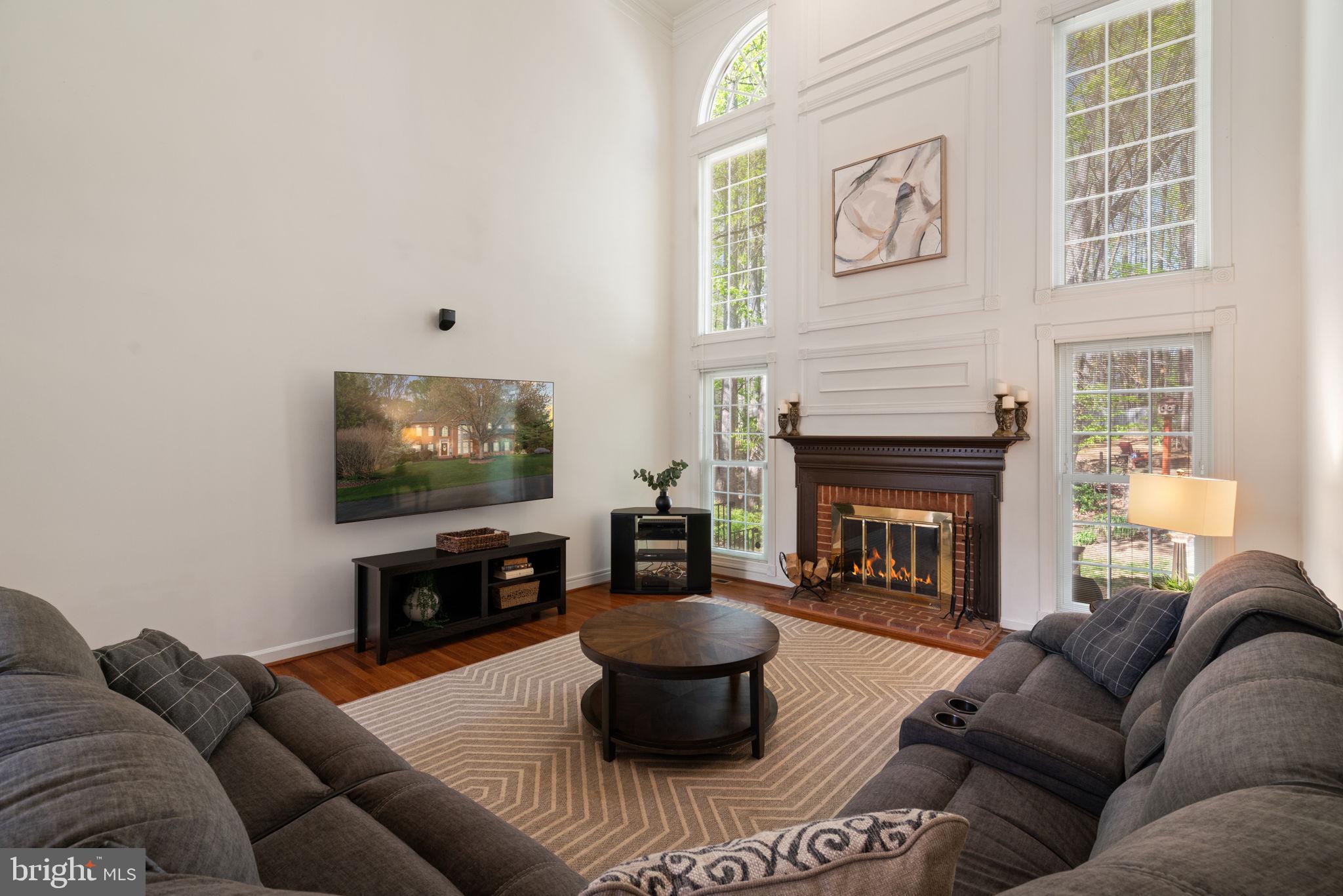 MEADOWBROOK WOODS - Residential