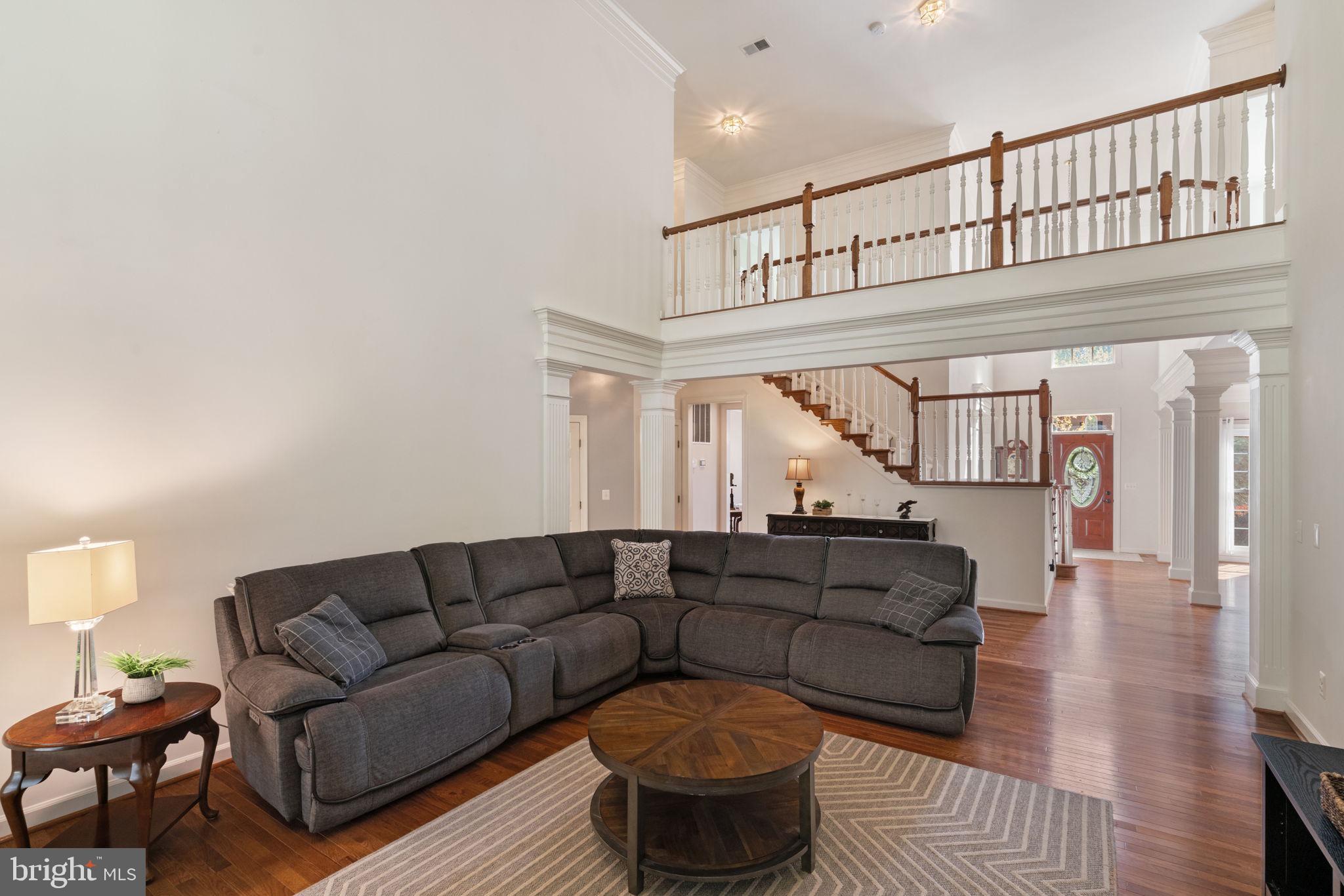 MEADOWBROOK WOODS - Residential