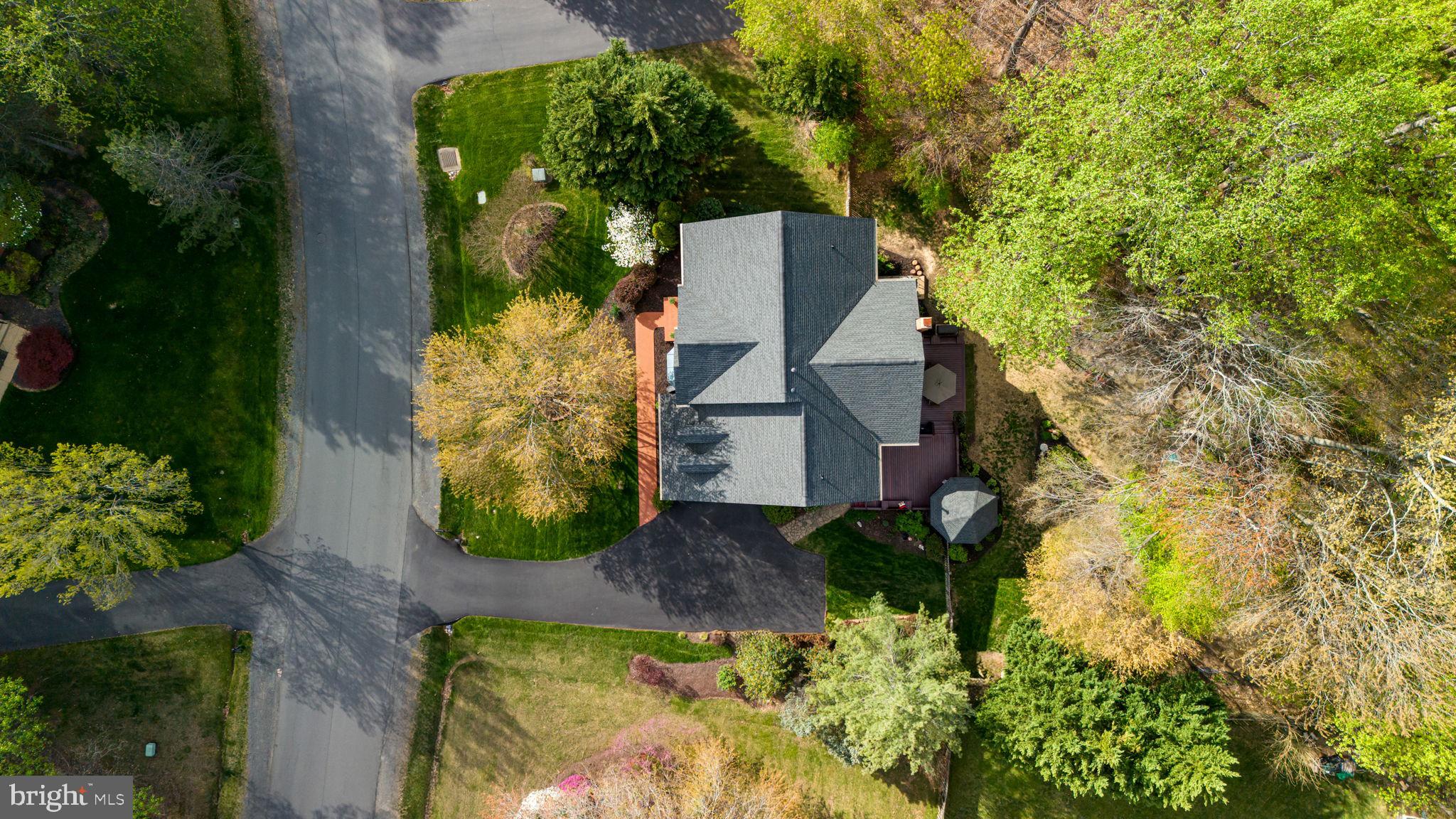 MEADOWBROOK WOODS - Residential