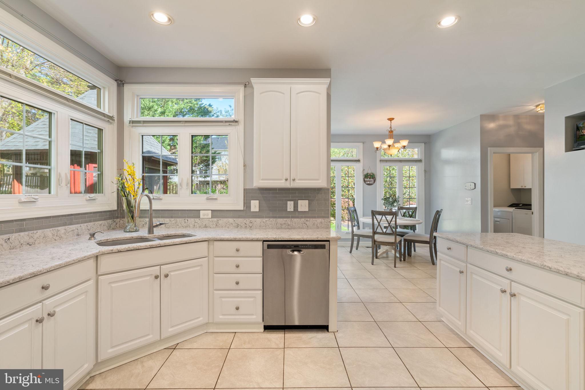 MEADOWBROOK WOODS - Residential