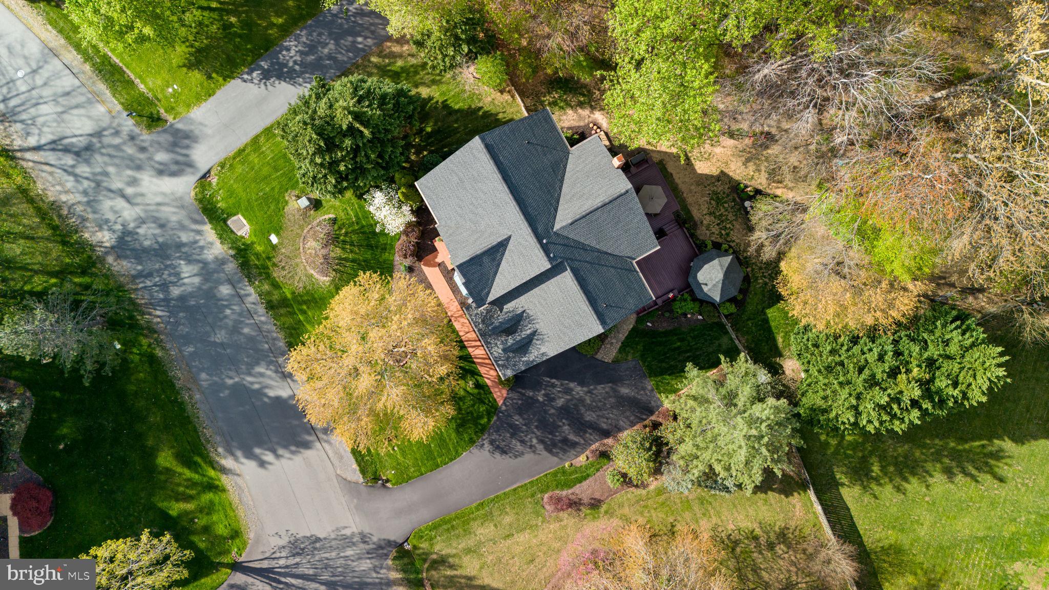 MEADOWBROOK WOODS - Residential