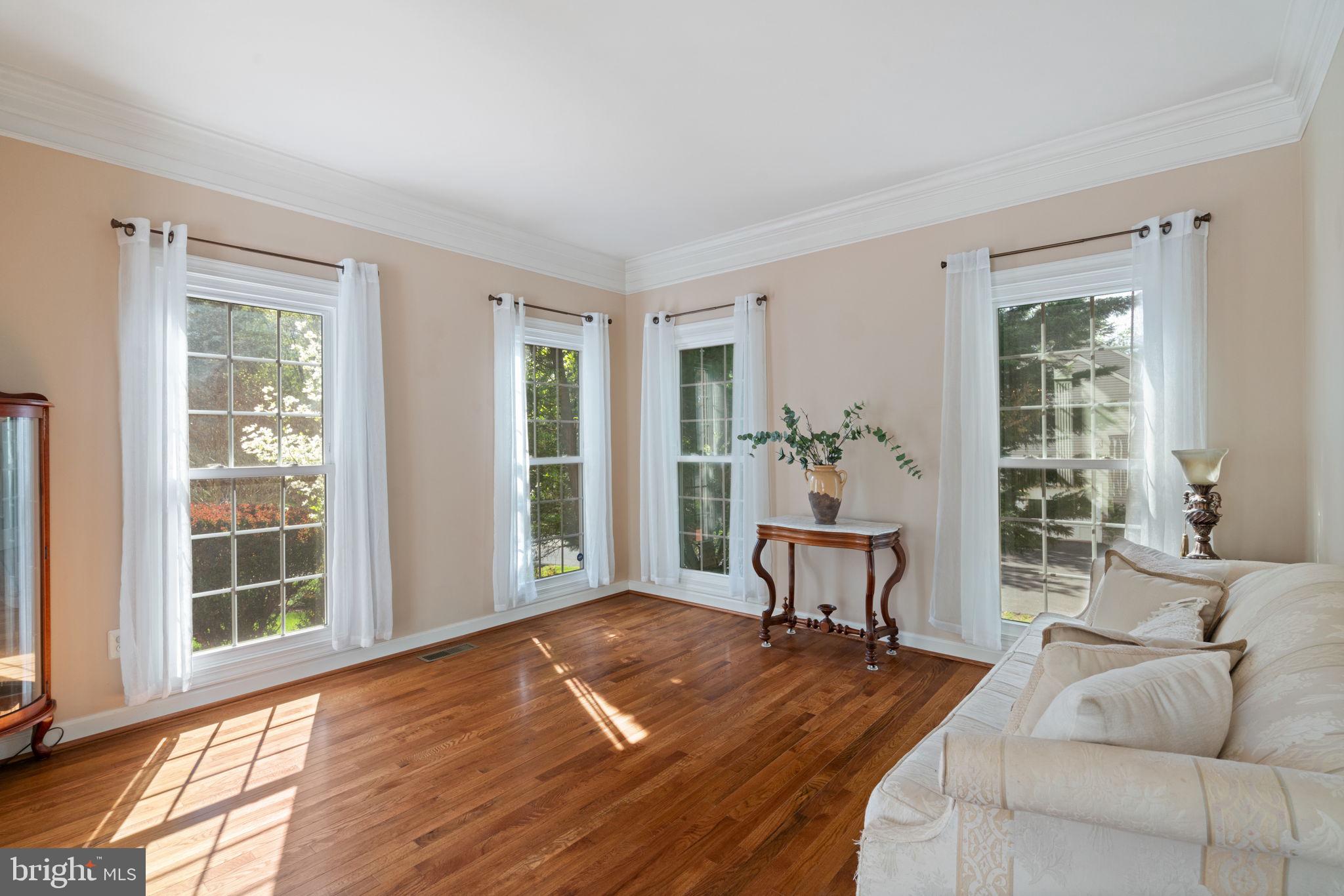 MEADOWBROOK WOODS - Residential