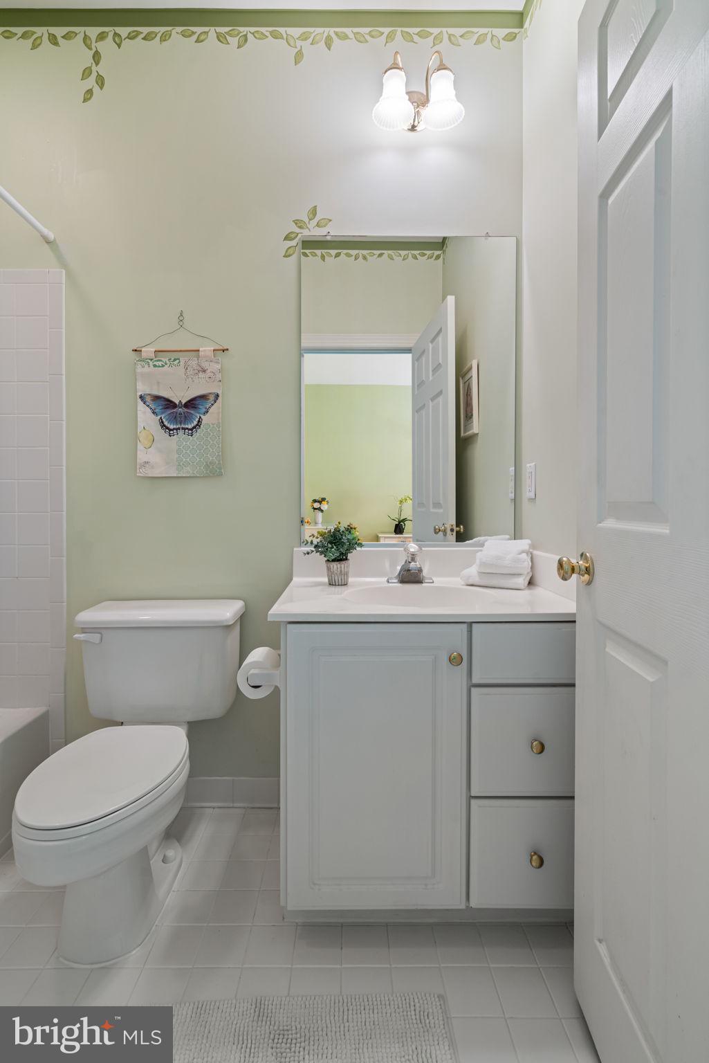 MEADOWBROOK WOODS - Residential