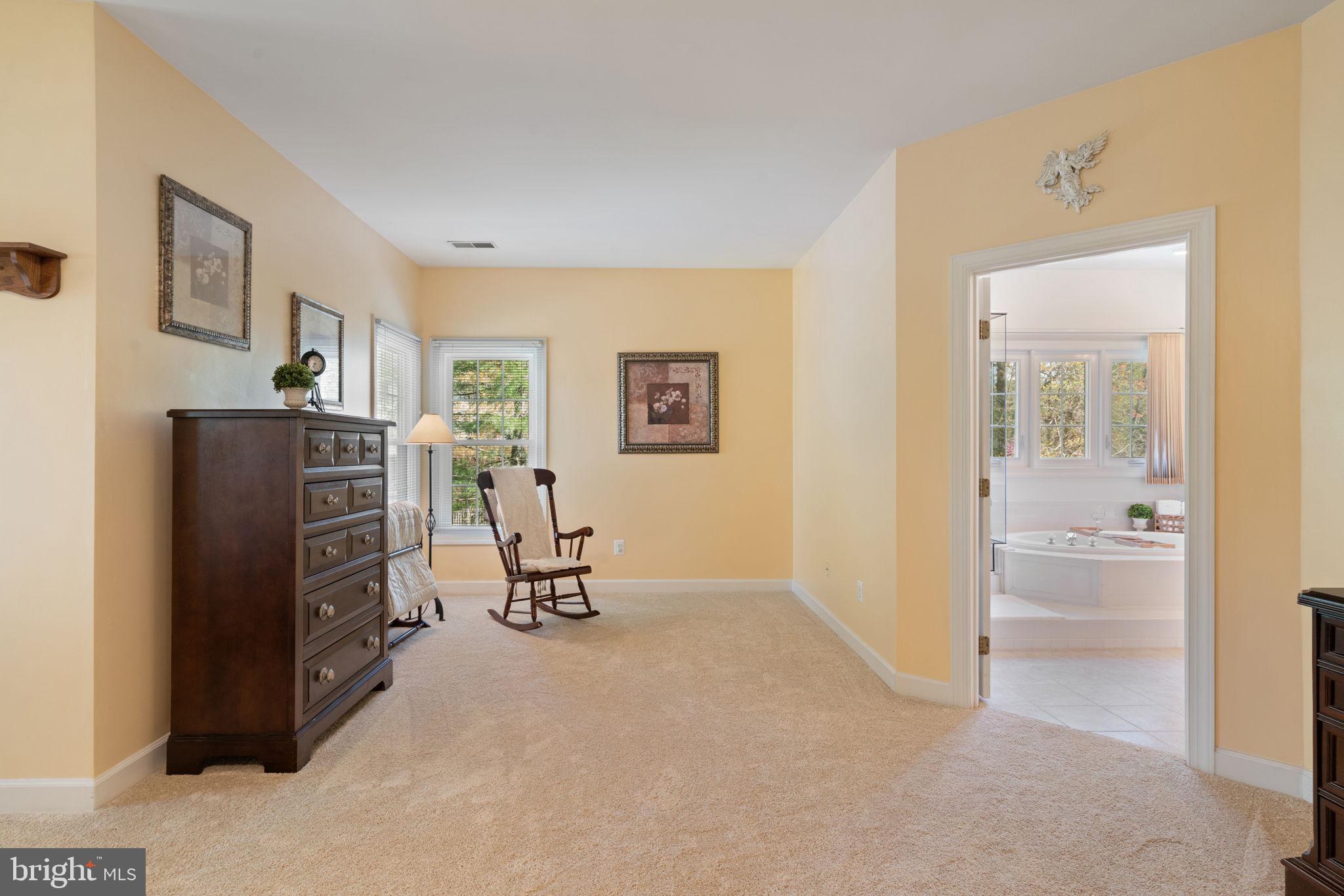 MEADOWBROOK WOODS - Residential