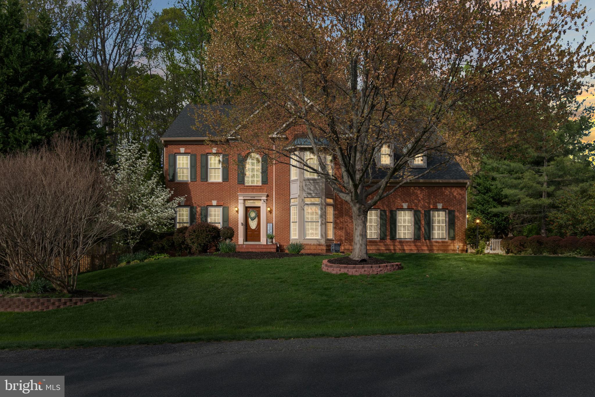 MEADOWBROOK WOODS - Residential