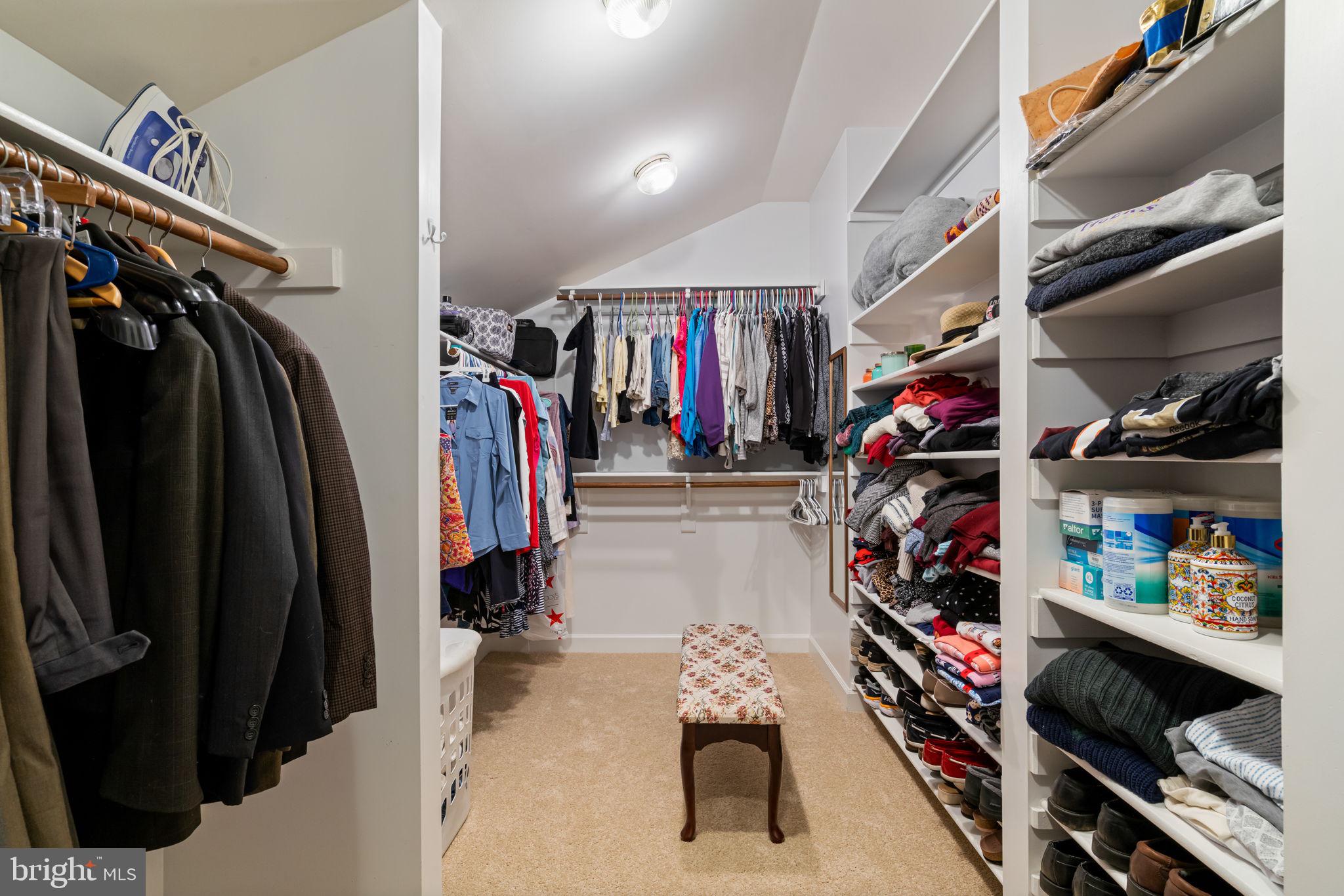 MEADOWBROOK WOODS - Residential