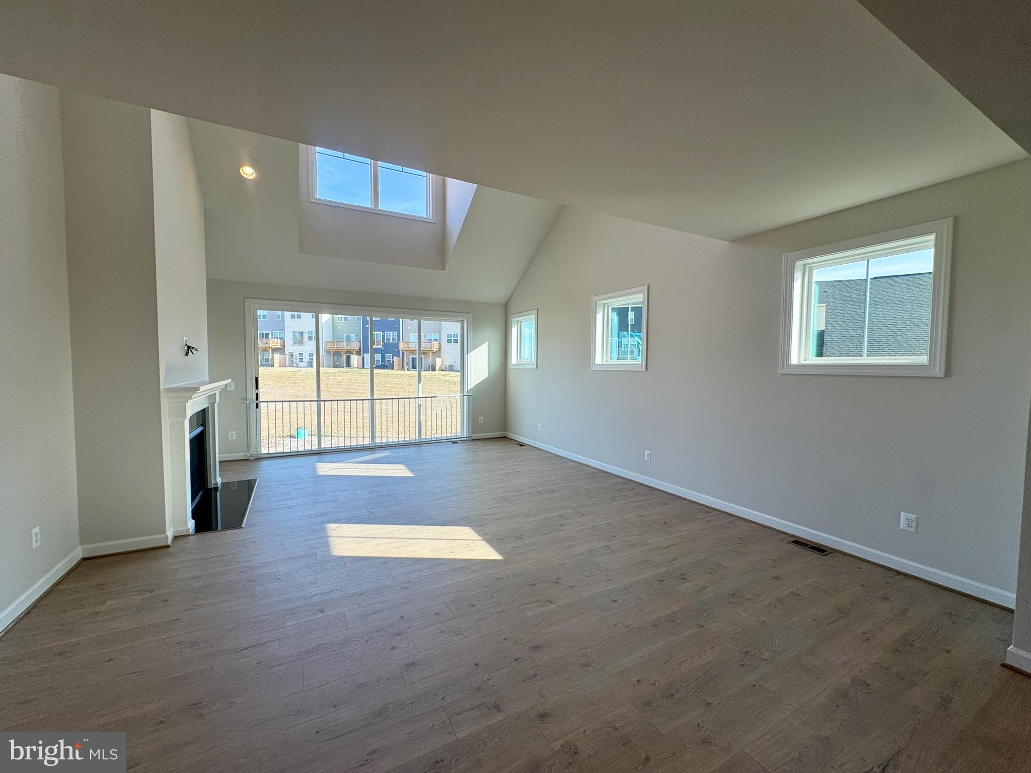 SNOWDEN BRIDGE - Residential