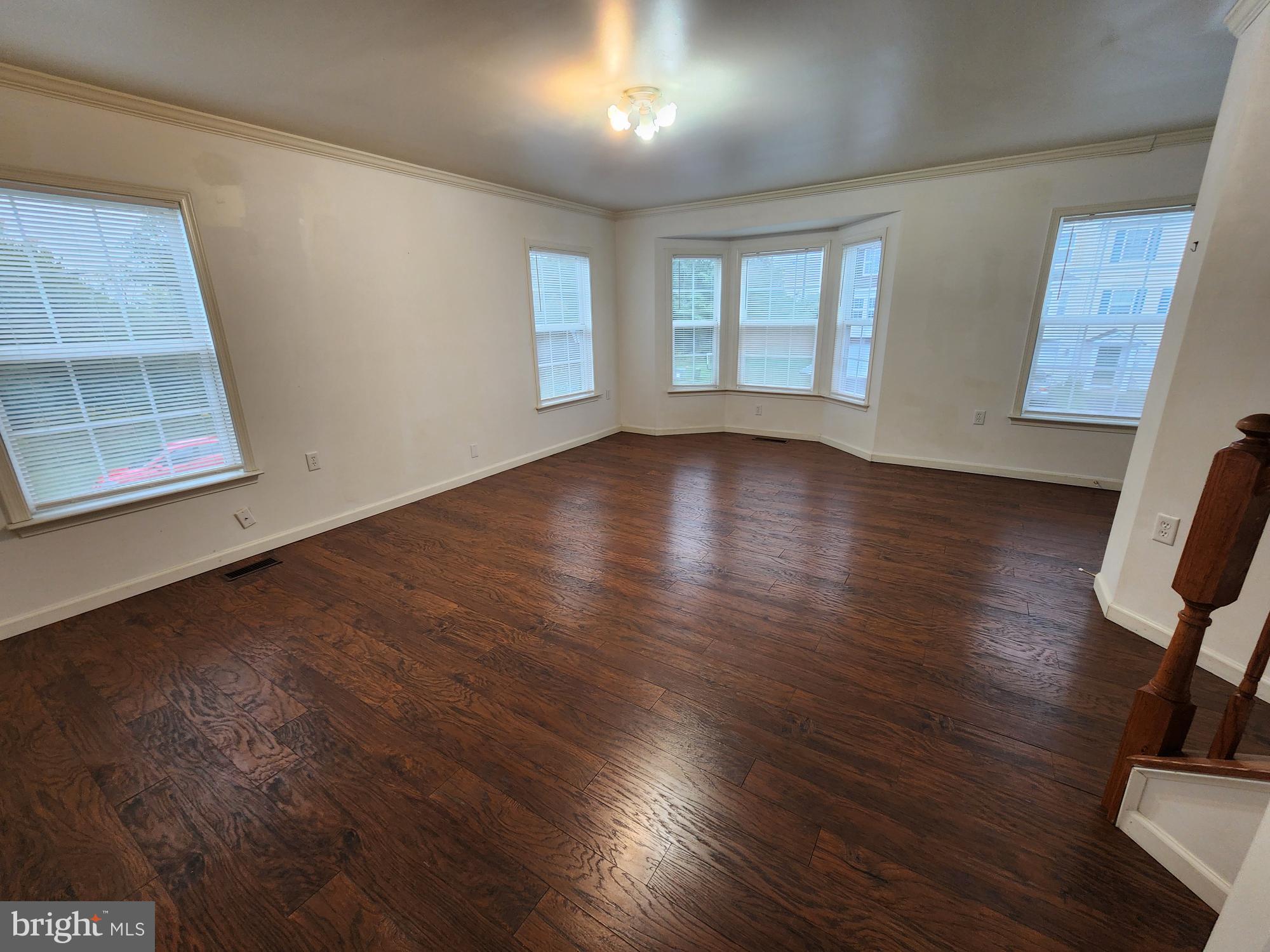 MANOR PARK - Residential Lease