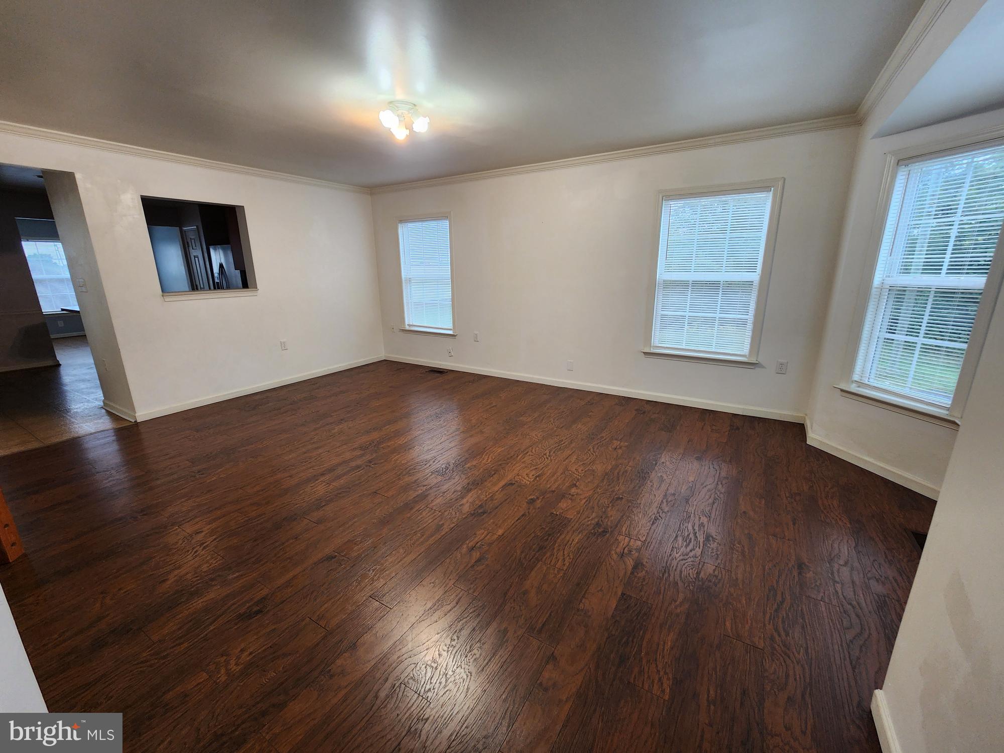 MANOR PARK - Residential Lease