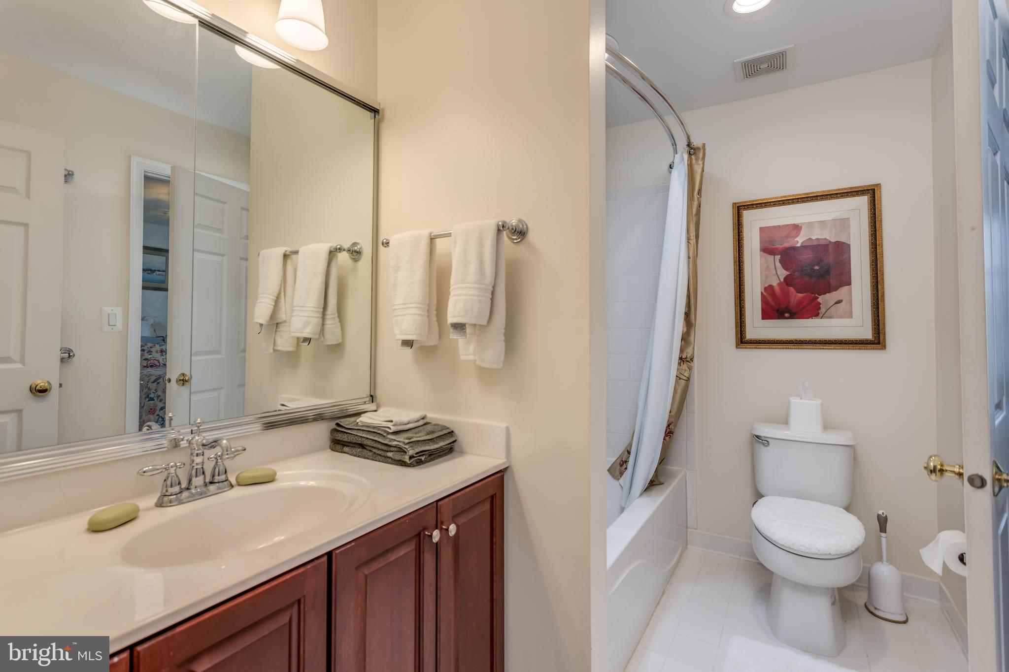 OPEQUON TERRACE - Residential