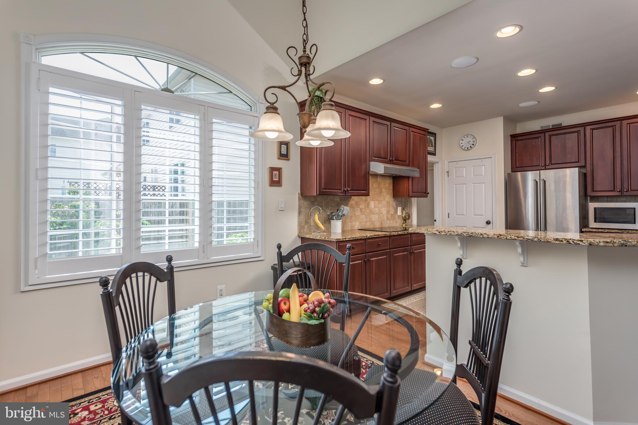 OPEQUON TERRACE - Residential