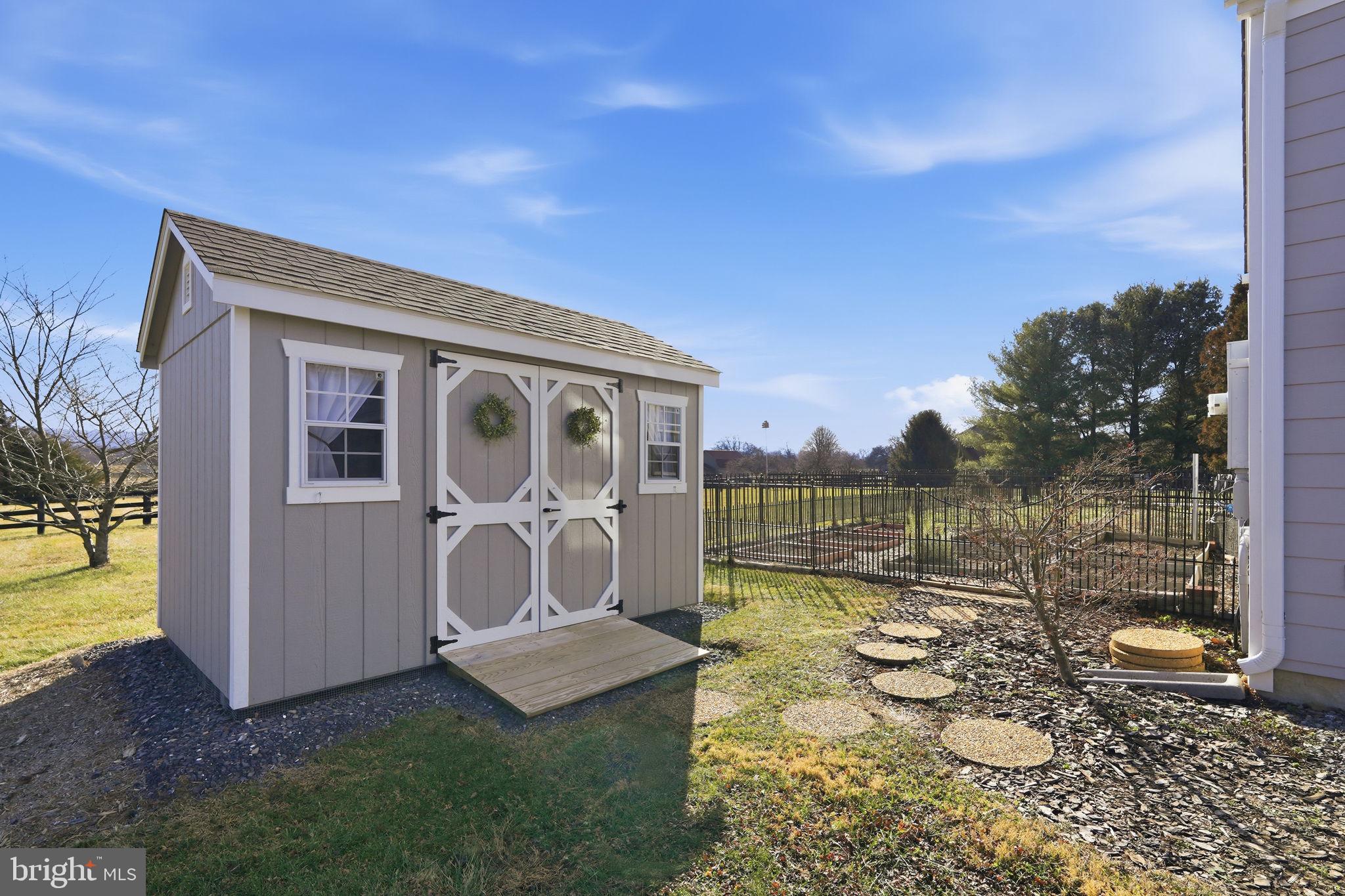 MILLDALE VALLEY ESTATES - Residential