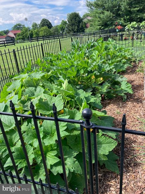 MILLDALE VALLEY ESTATES - Residential