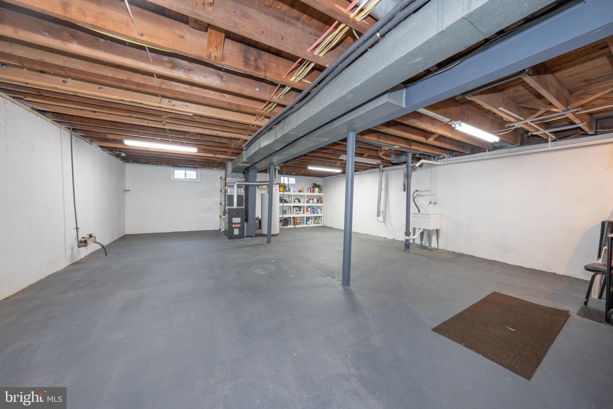 FLORA HILLS - Residential