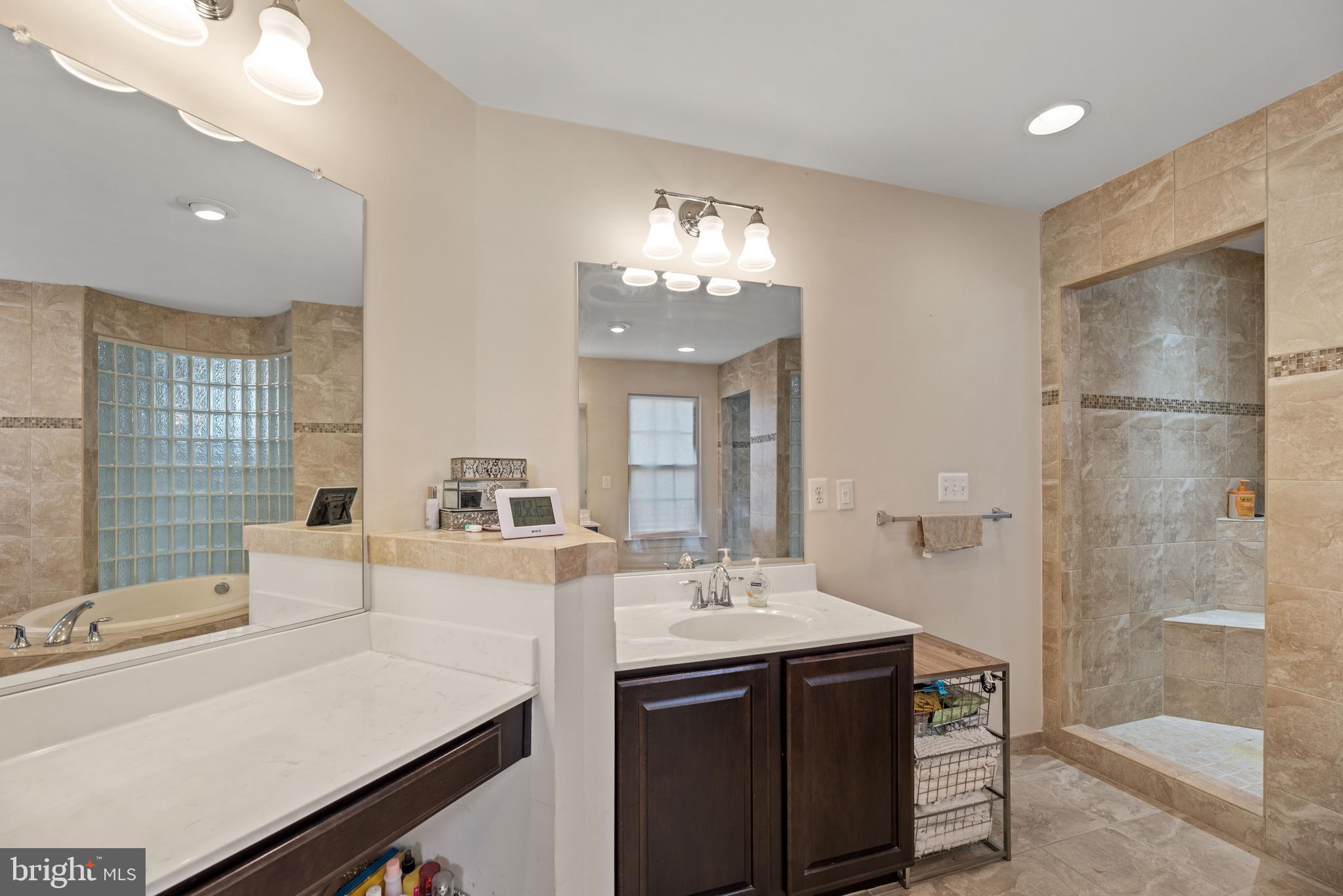 VILLAGES OF SAVANNAH - Residential