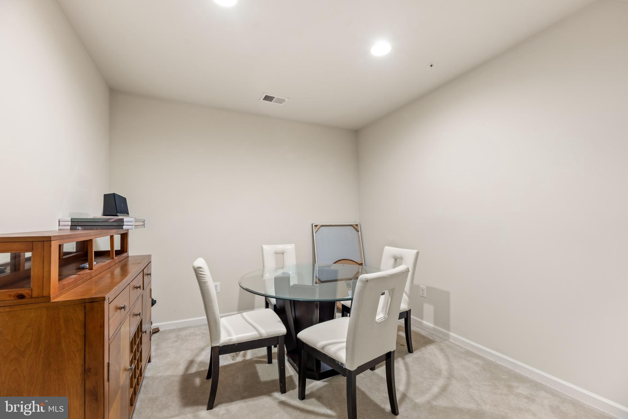 VILLAGES OF SAVANNAH - Residential