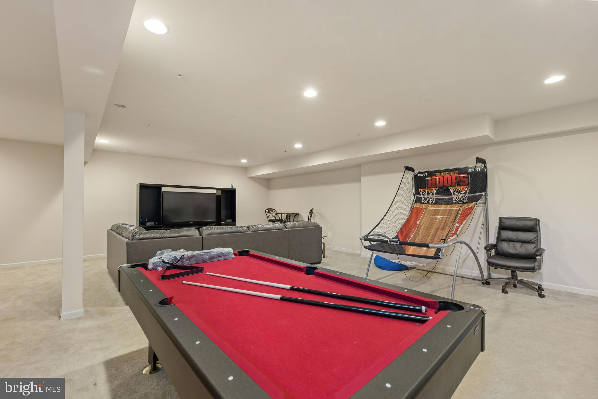 VILLAGES OF SAVANNAH - Residential