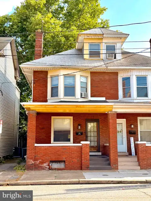 MLS: PADA2061528