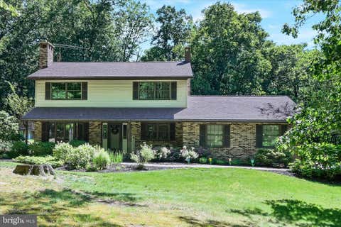 Homes For Sale - 4 NE Shue String Lane<br/> Schuylkill County, SCHUYLKILL HAVEN, PA 17972