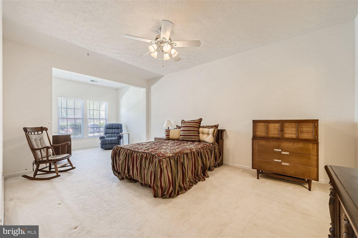 WINDSOR AT PERRY HALL FARMS - Residential