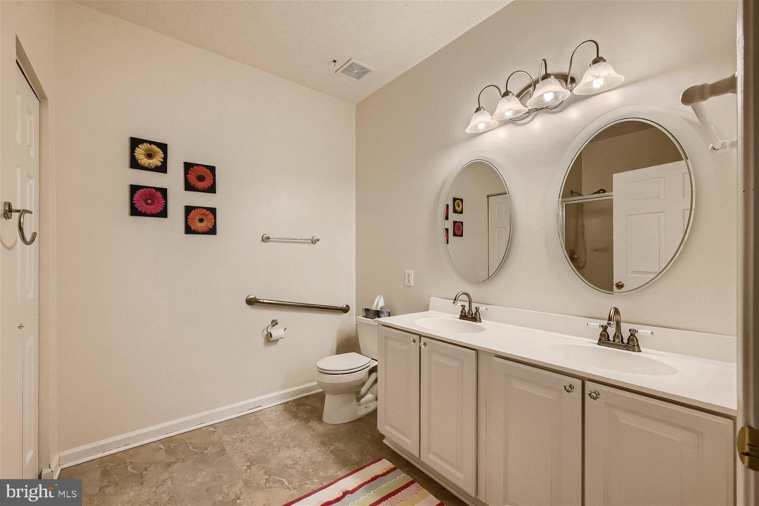 WINDSOR AT PERRY HALL FARMS - Residential